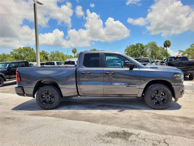 2025 Ram 1500 Tradesman photo 4