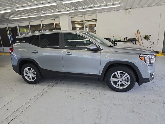 2024 Gmc Terrain SLE photo 6
