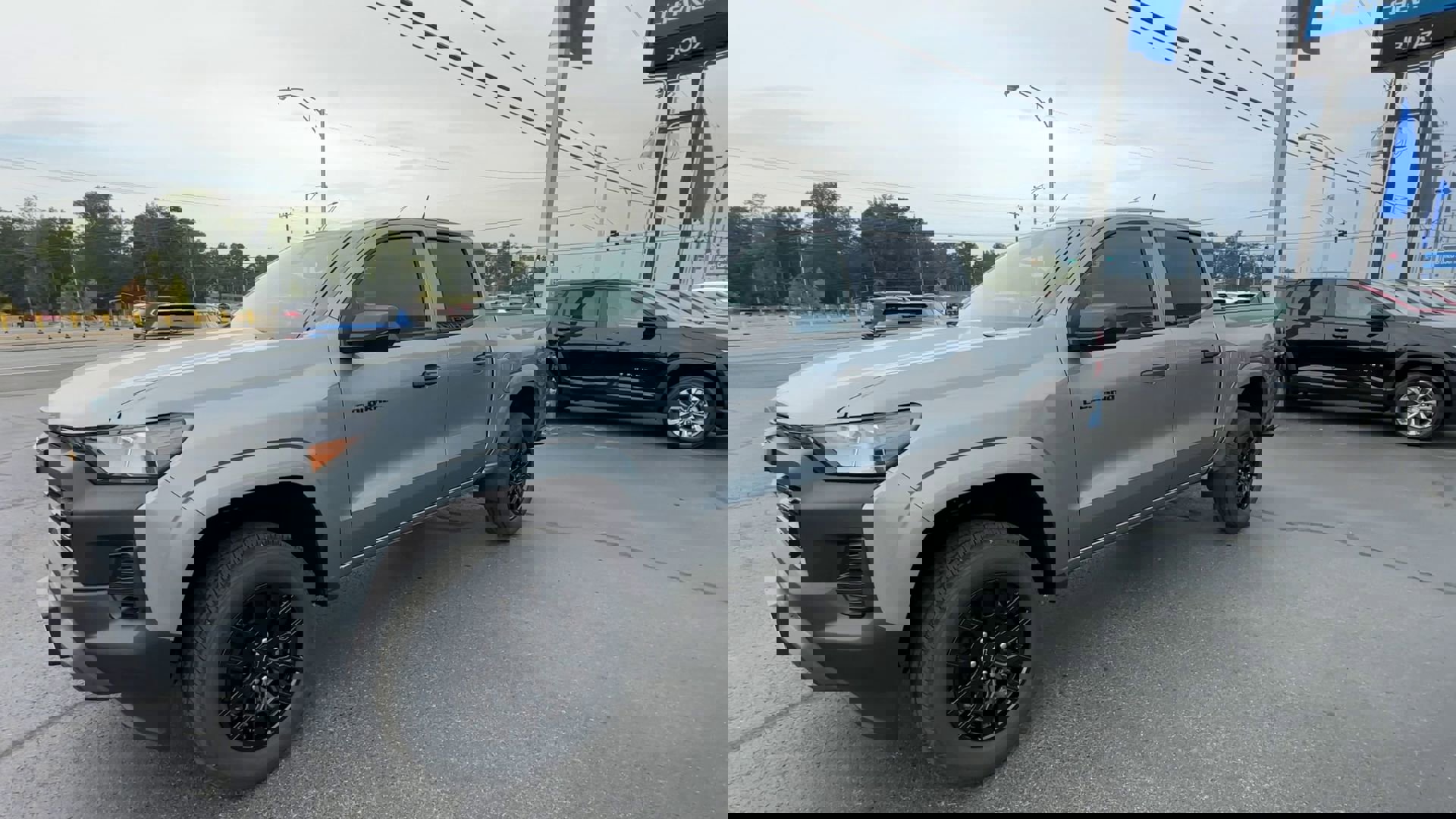 2026 Chevrolet Colorado Work Truck photo 4