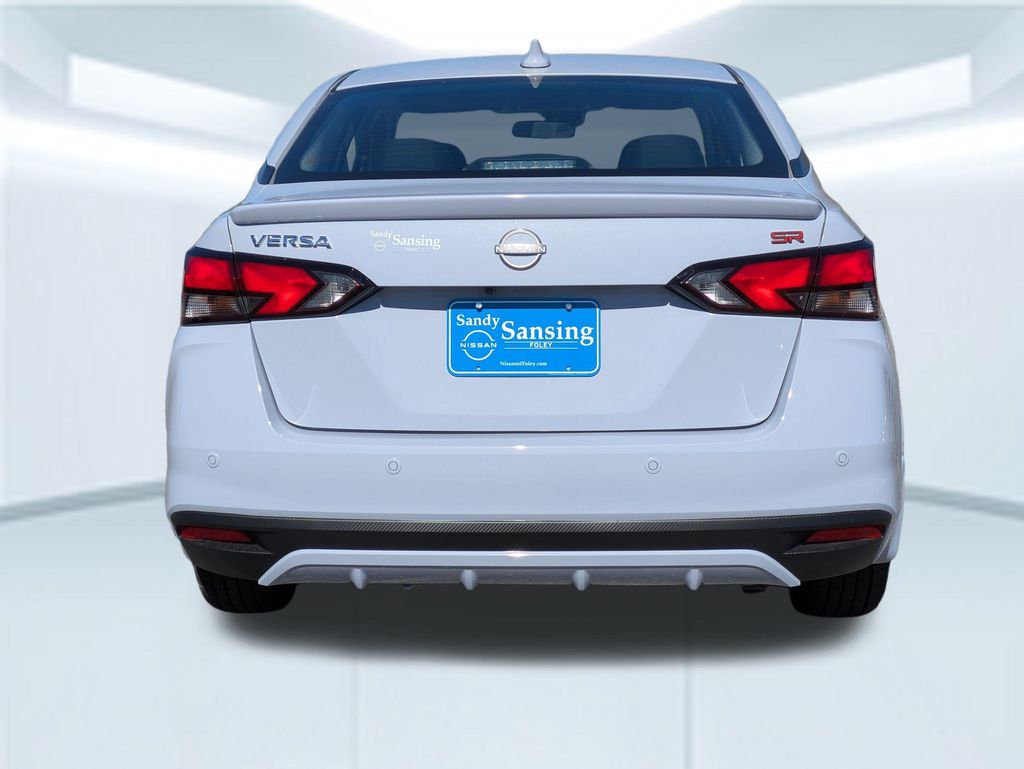 2025 Nissan Versa SR photo 3