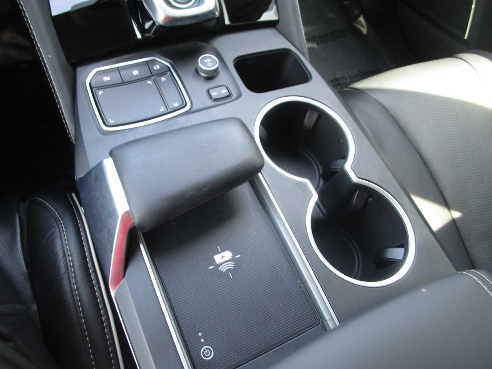 2023 Acura MDX SH-AWD Advance photo 22