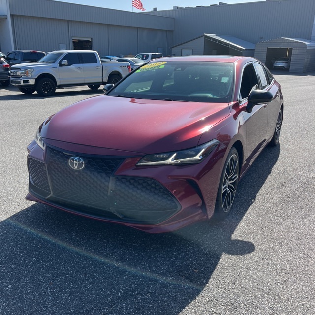 2019 Toyota Avalon Touring's photo