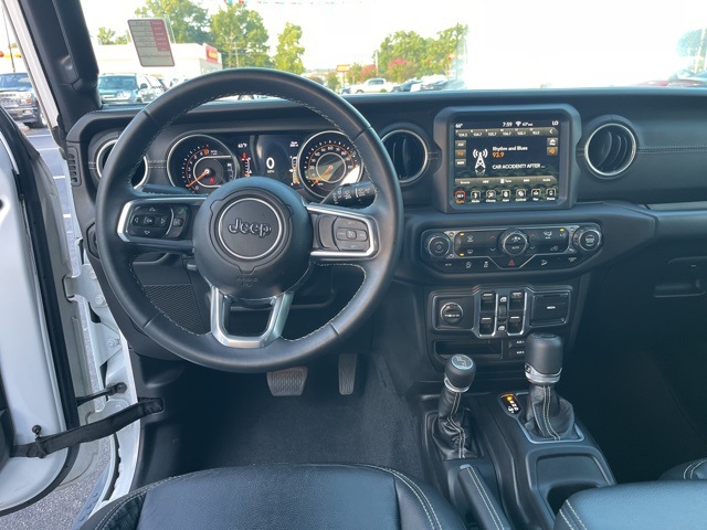 2018 Jeep Wrangler Unlimited Sahara photo 15