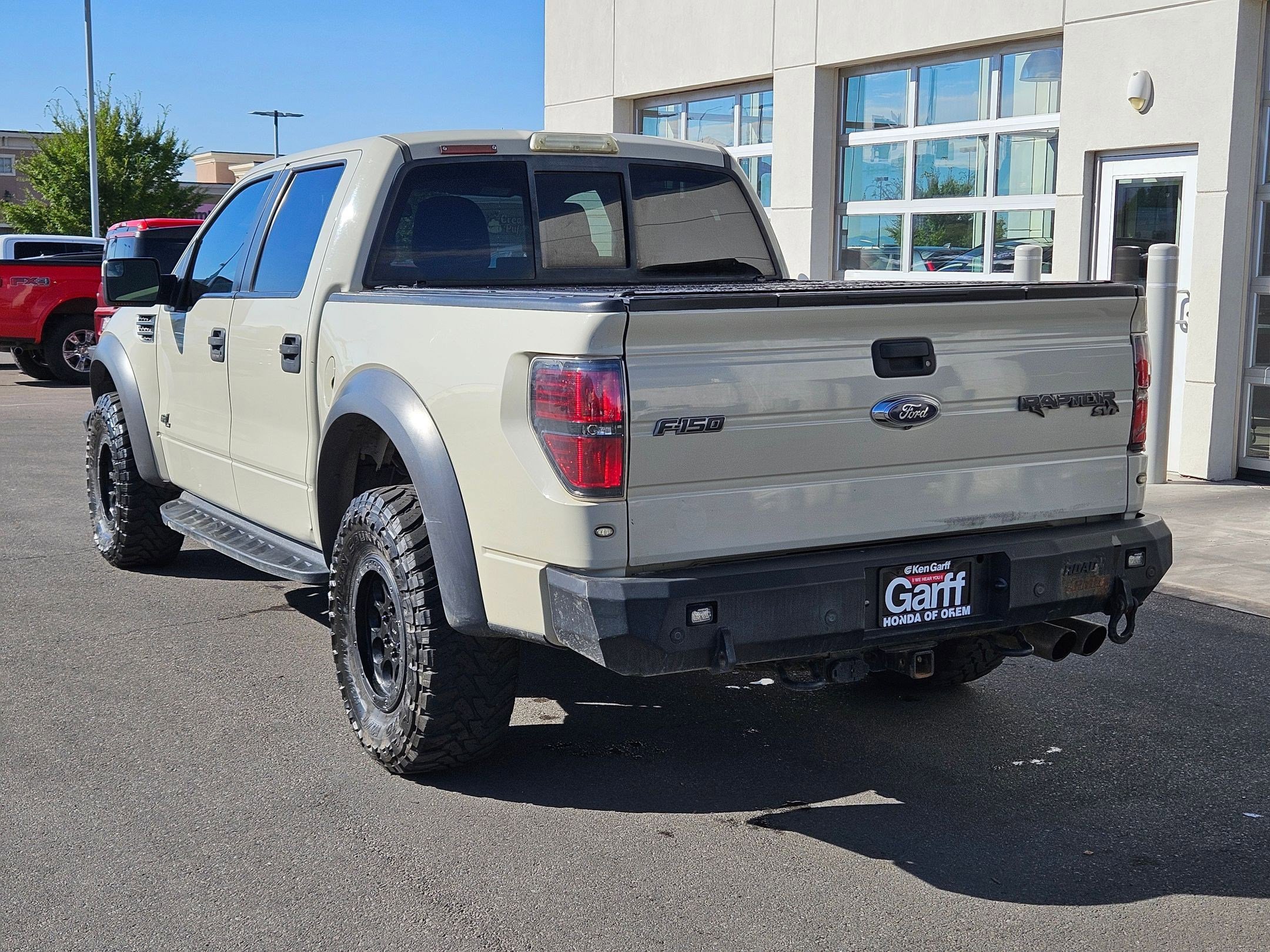 2014 Ford F-150 SVT Raptor photo 3