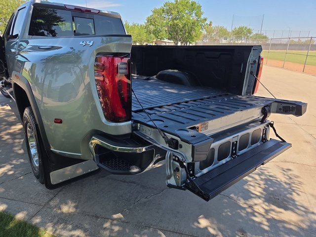 2024 Gmc Sierra HD SLT photo 26