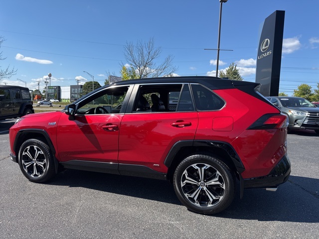 2022 Toyota RAV4 Prime XSE photo 5