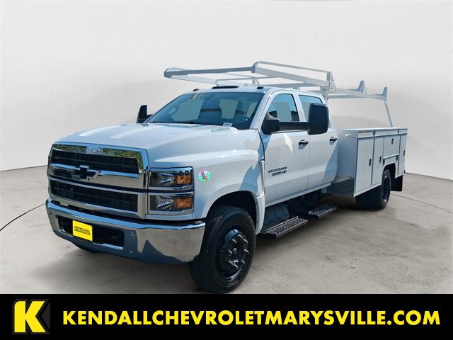 2024 Chevrolet Silverado 4500 Medium Duty Chassis Cab Work Truck's photo