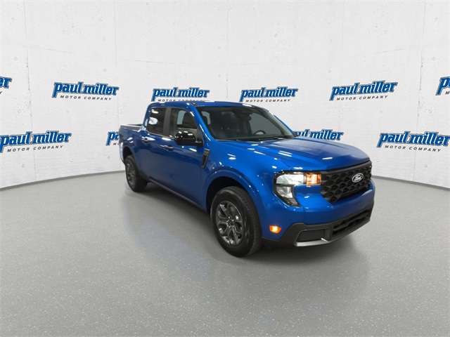 2025 Ford Maverick XLT photo 2