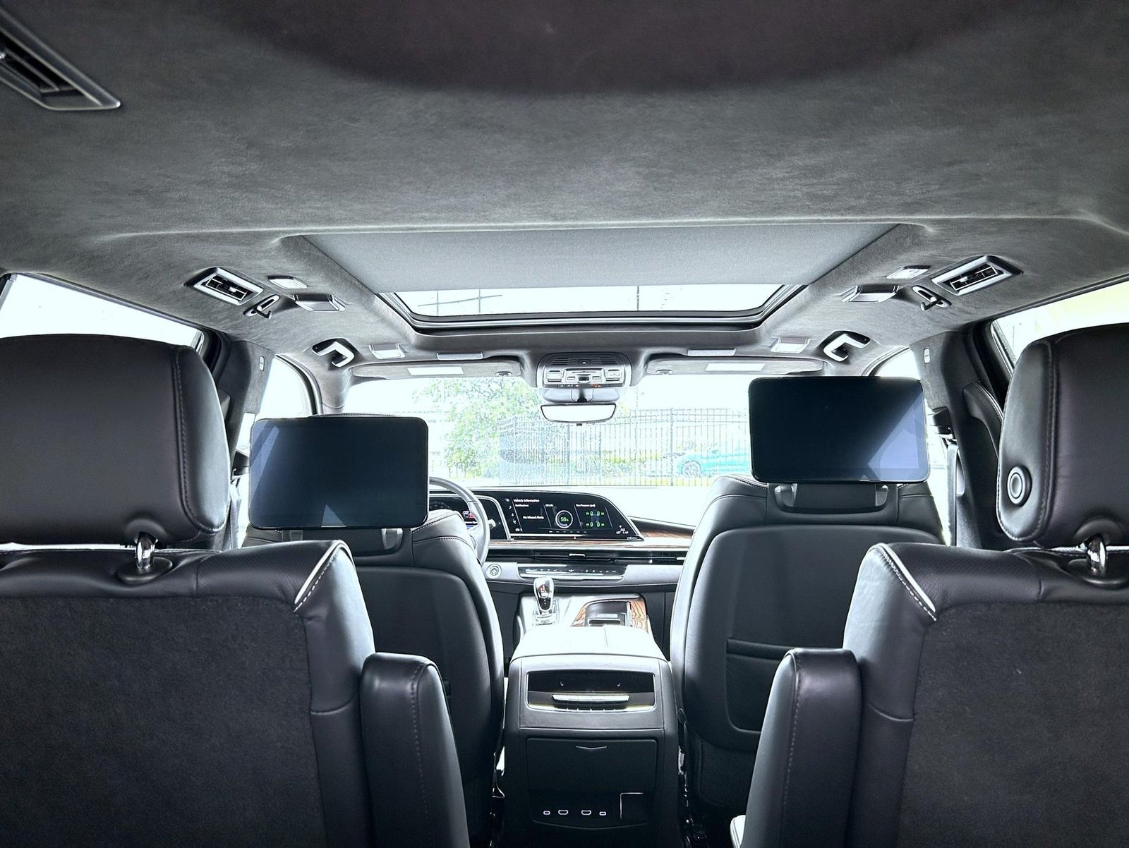 2021 Cadillac Escalade Sport Platinum photo 24