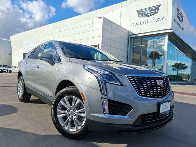 2026 Cadillac XT5 Luxury