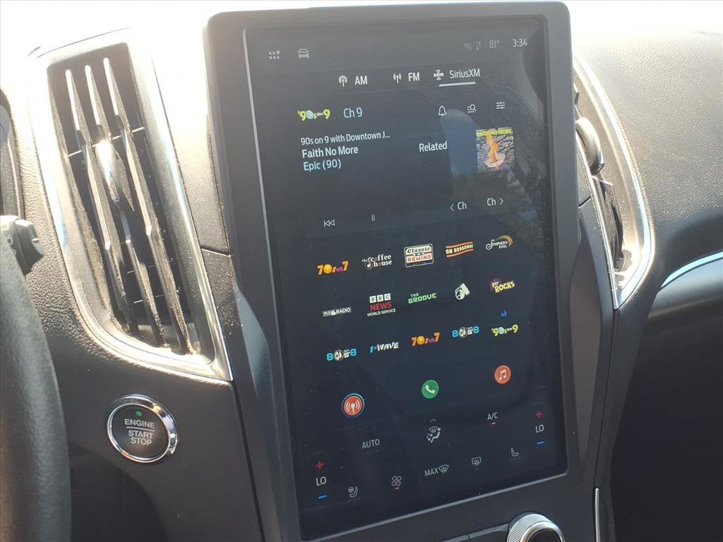 2024 Ford Edge Titanium photo 7