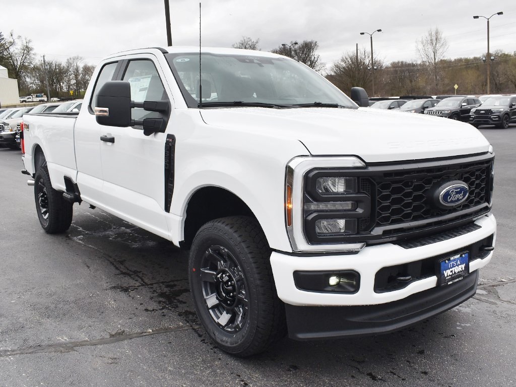 2025 Ford F-350 XL photo 10