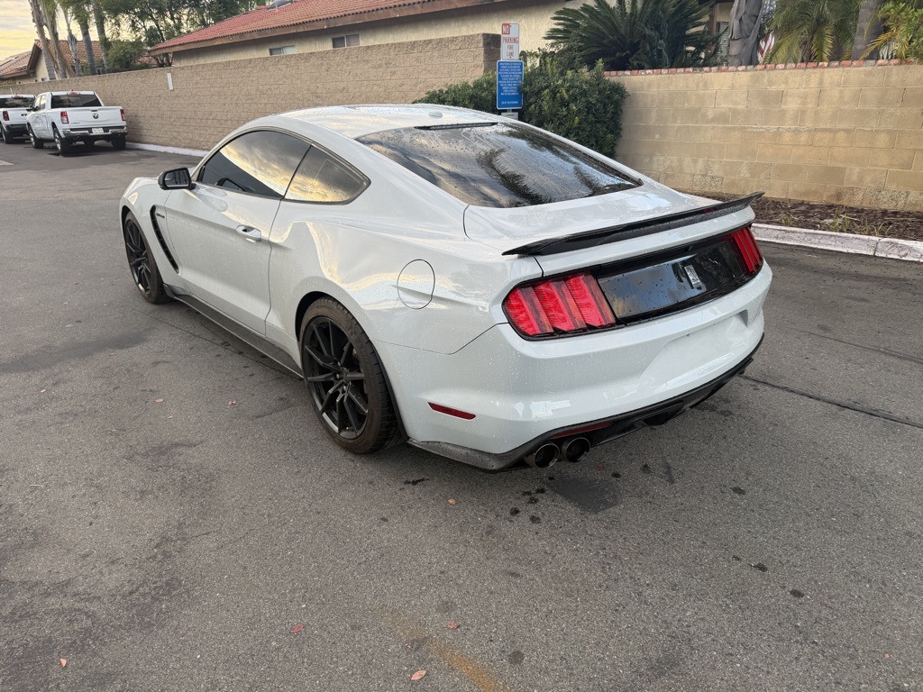 2017 Ford Mustang Shelby GT350 photo 3