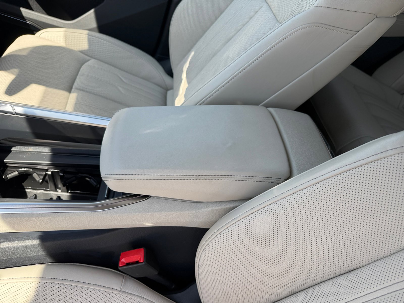 2024 Audi Q8 E-tron Prestige photo 11