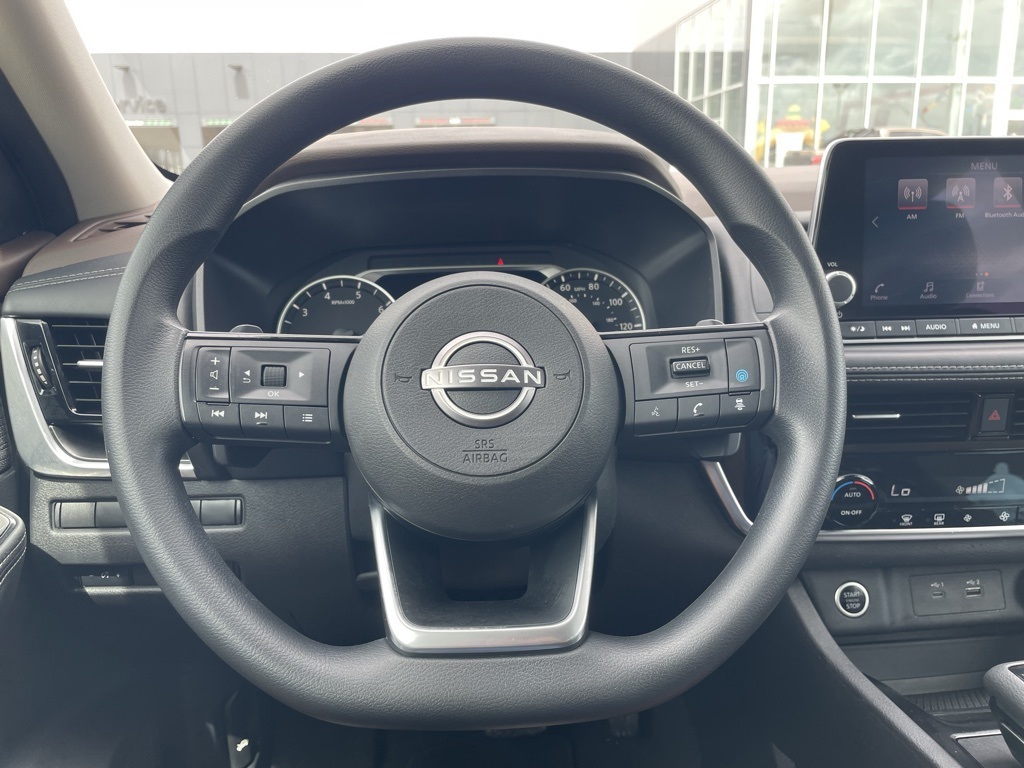 2023 Nissan Rogue SV photo 8