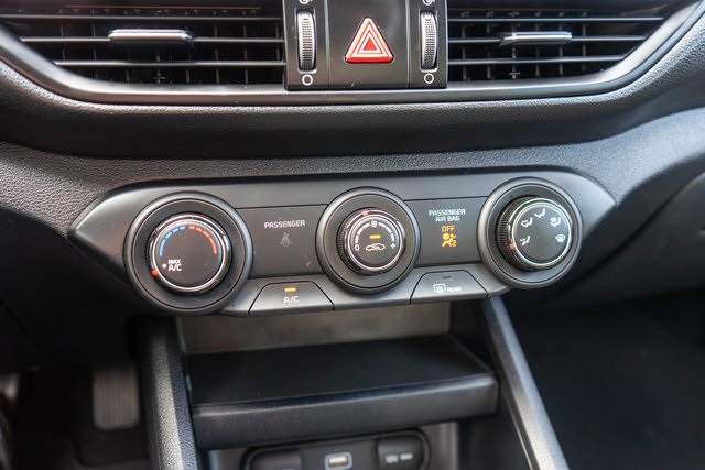 2022 Kia Forte LXS photo 19