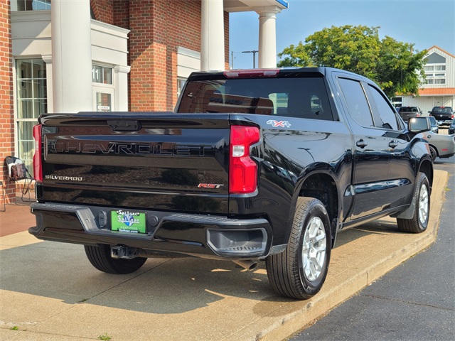 2023 Chevrolet Silverado 1500 RST photo 3