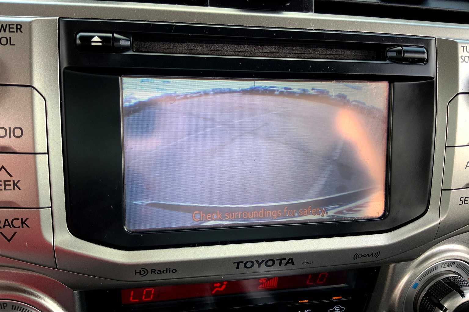 2012 Toyota 4Runner SR5 photo 25