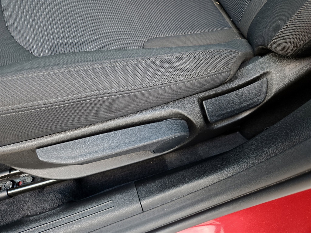 2021 Kia K5 LX photo 26