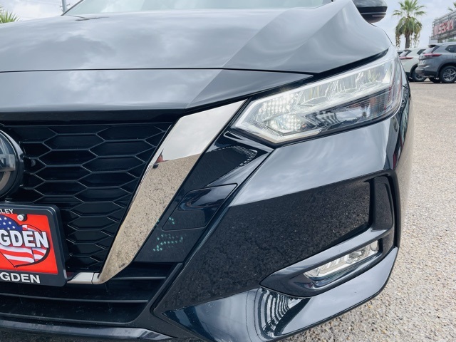2022 Nissan Sentra SR photo 7