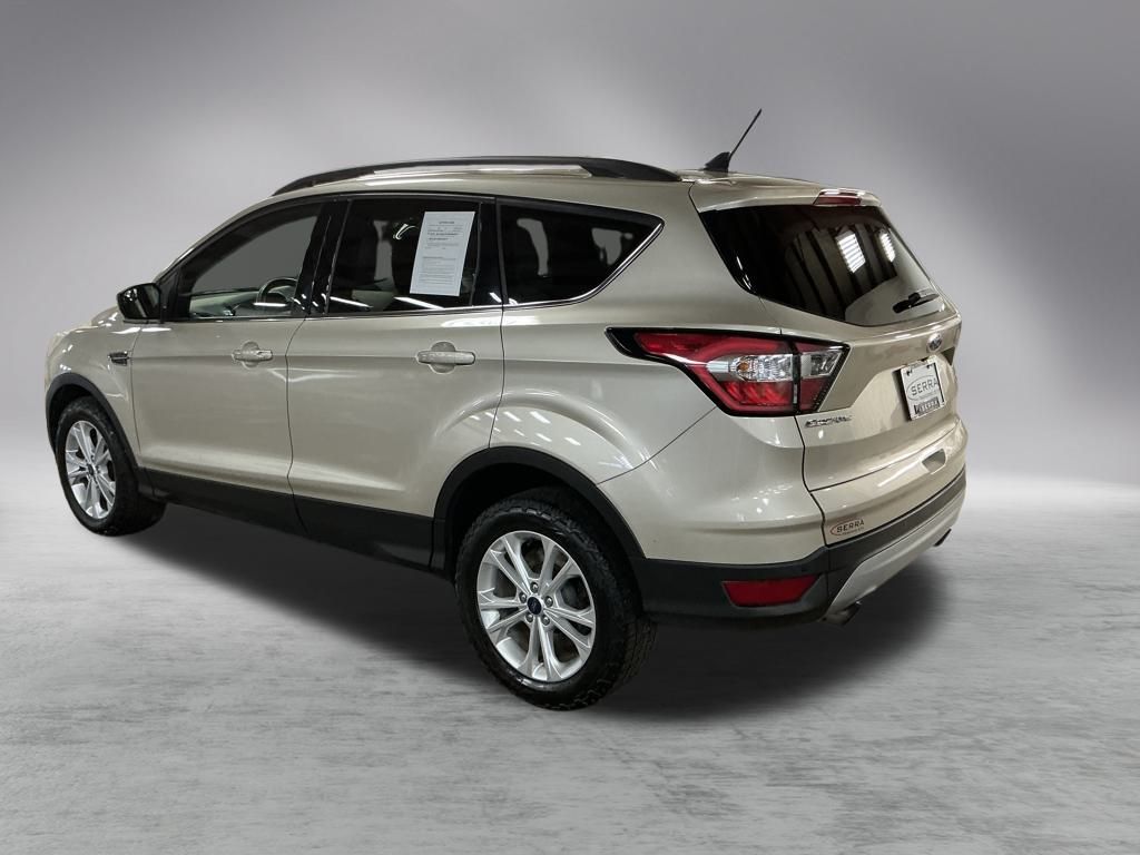 2018 Ford Escape SEL photo 3