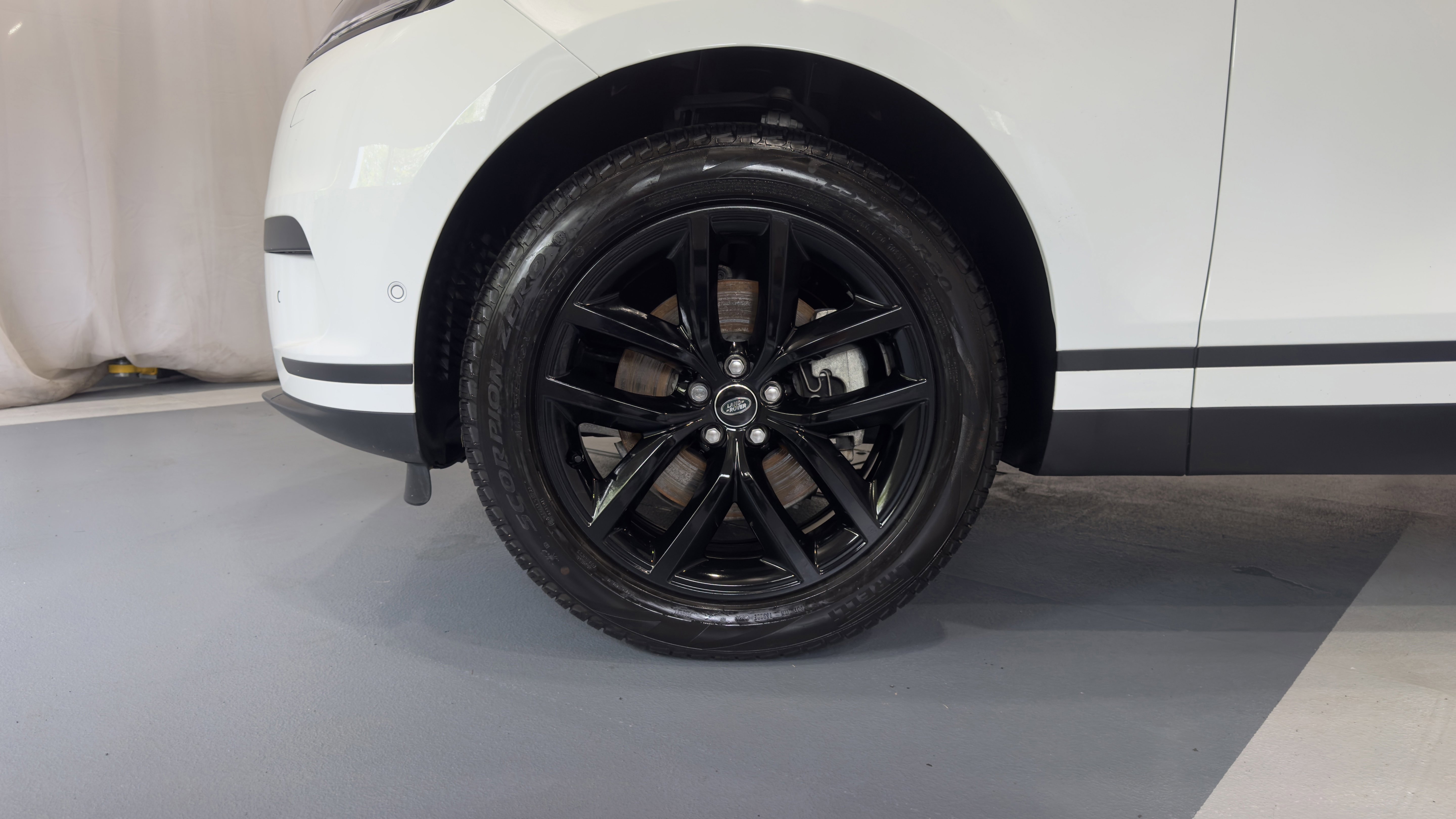 2025 Land Rover Range Rover Velar S Velar photo 9