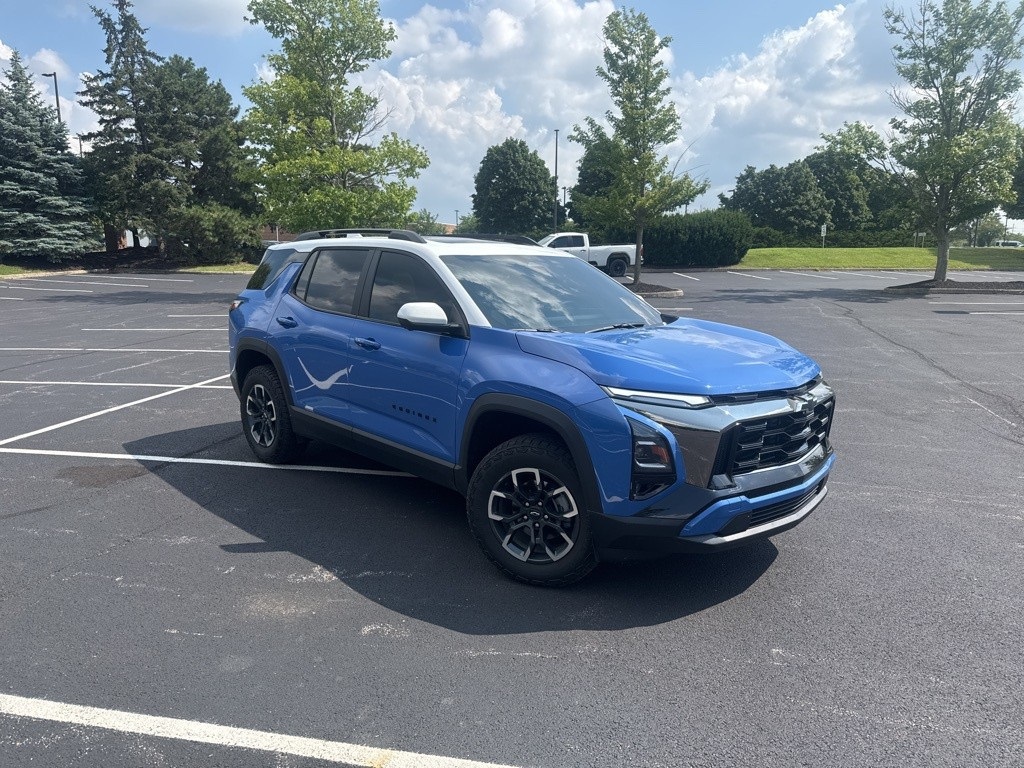 2025 Chevrolet Equinox ACTIV photo 2