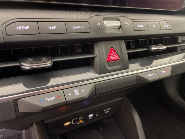 2025 Kia K4 EX photo 28
