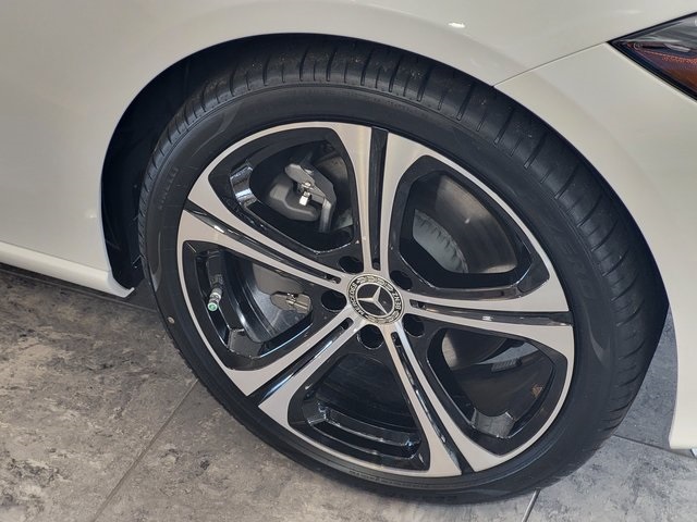 2025 Mercedes Benz C 300 photo 8