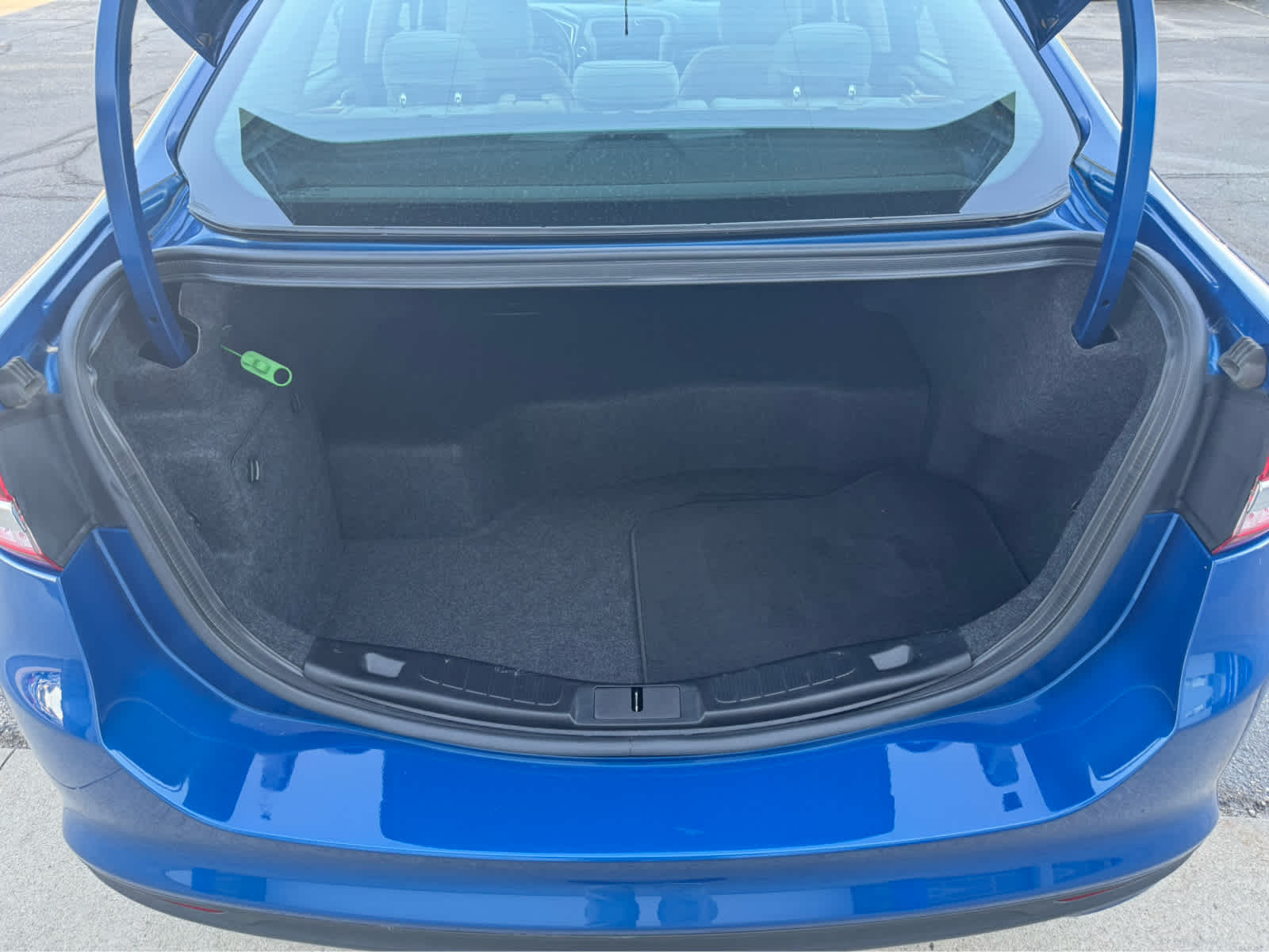 2017 Ford Fusion Hybrid S photo 12