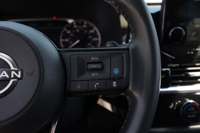 2022 Nissan Pathfinder SL photo 22