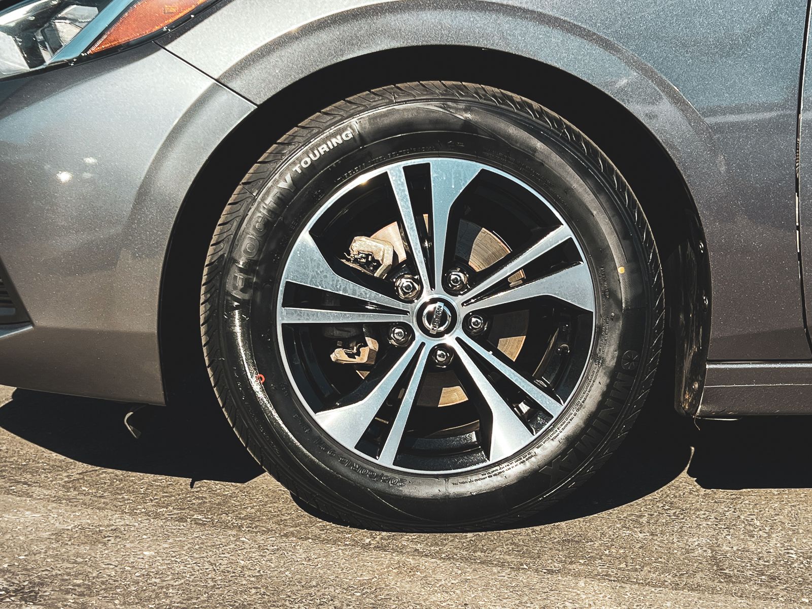 2021 Nissan Sentra SV photo 3