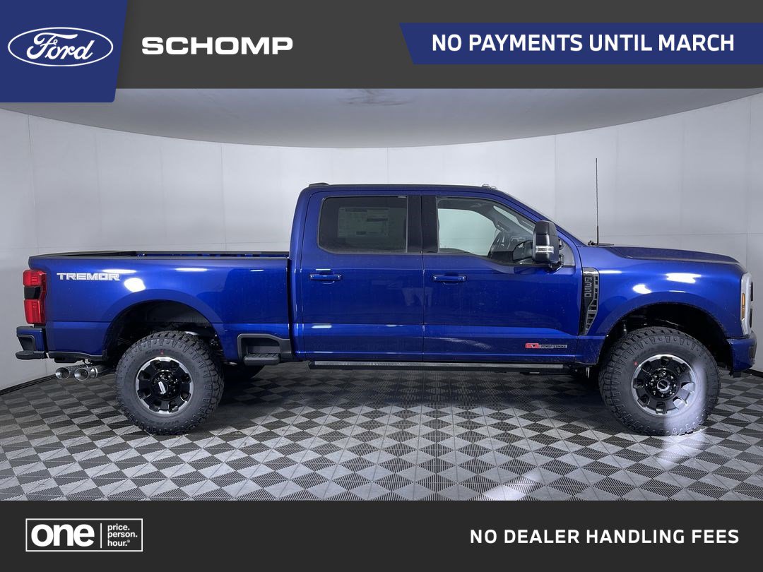 2026 Ford F-350 Super Duty Platinum's photo