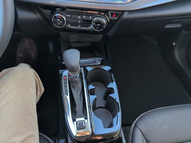 2026 Chevrolet Trax ACTIV photo 2