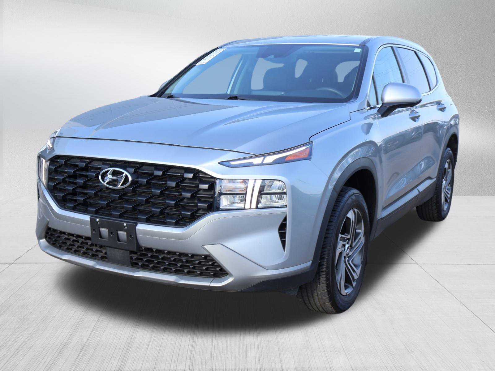 2022 Hyundai Santa Fe SE photo 3