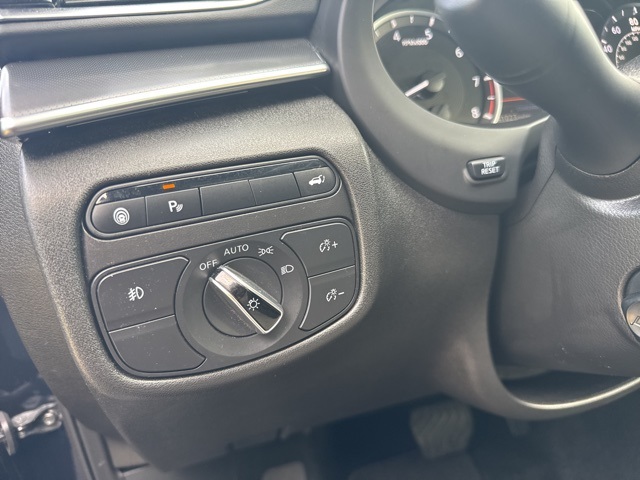 2022 Infiniti QX55 Essential photo 16