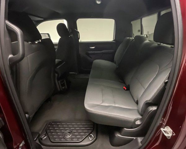 2024 Ram 1500 Tradesman photo 8