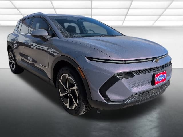 2026 Chevrolet Equinox EV 2LT's photo
