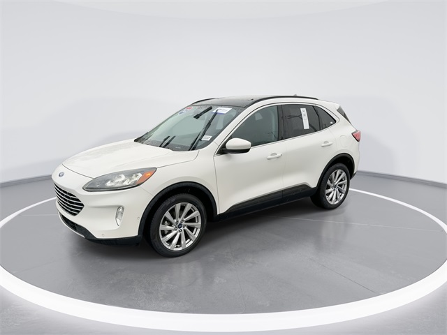2022 Ford Escape Titanium photo 3