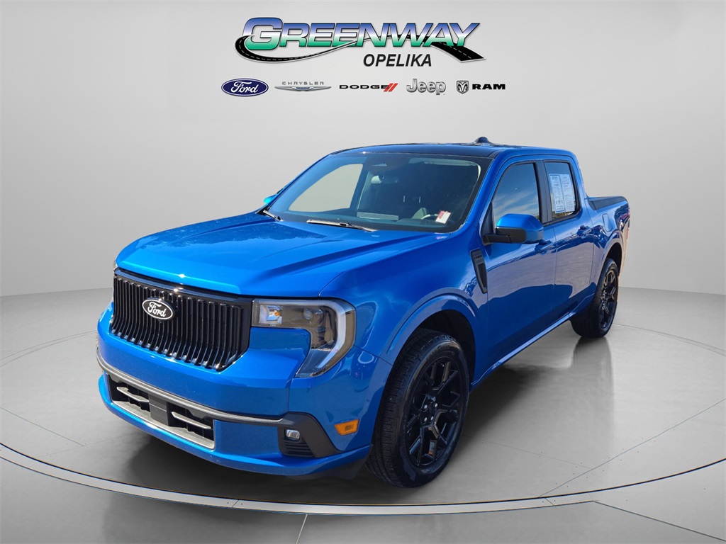 2025 Ford Maverick photo 3