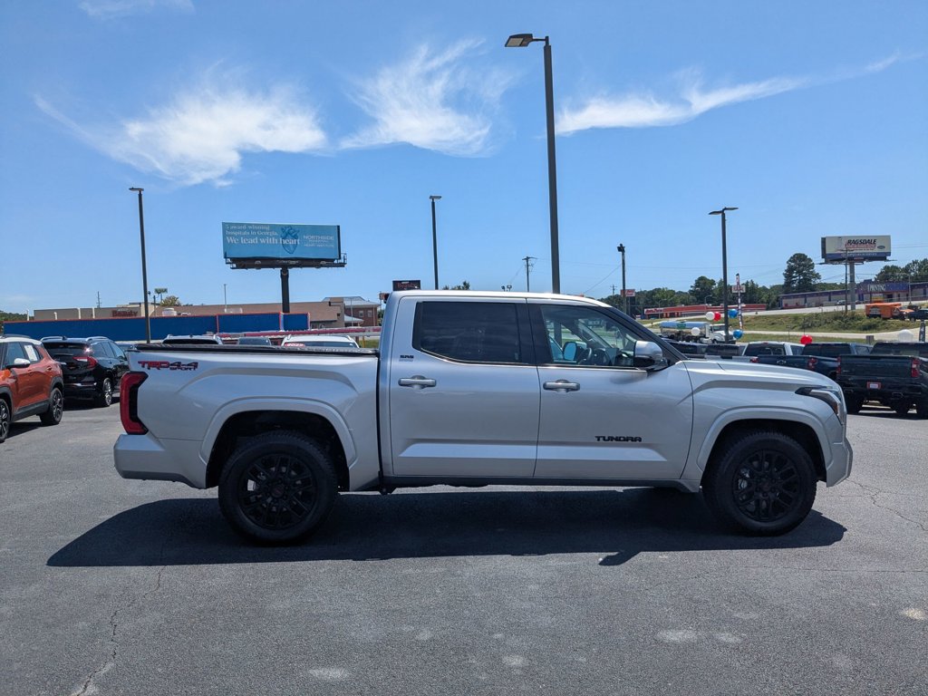 2023 Toyota Tundra SR5 photo 4