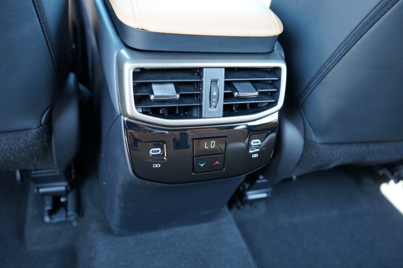 2024 Lexus RX 350 Premium photo 32
