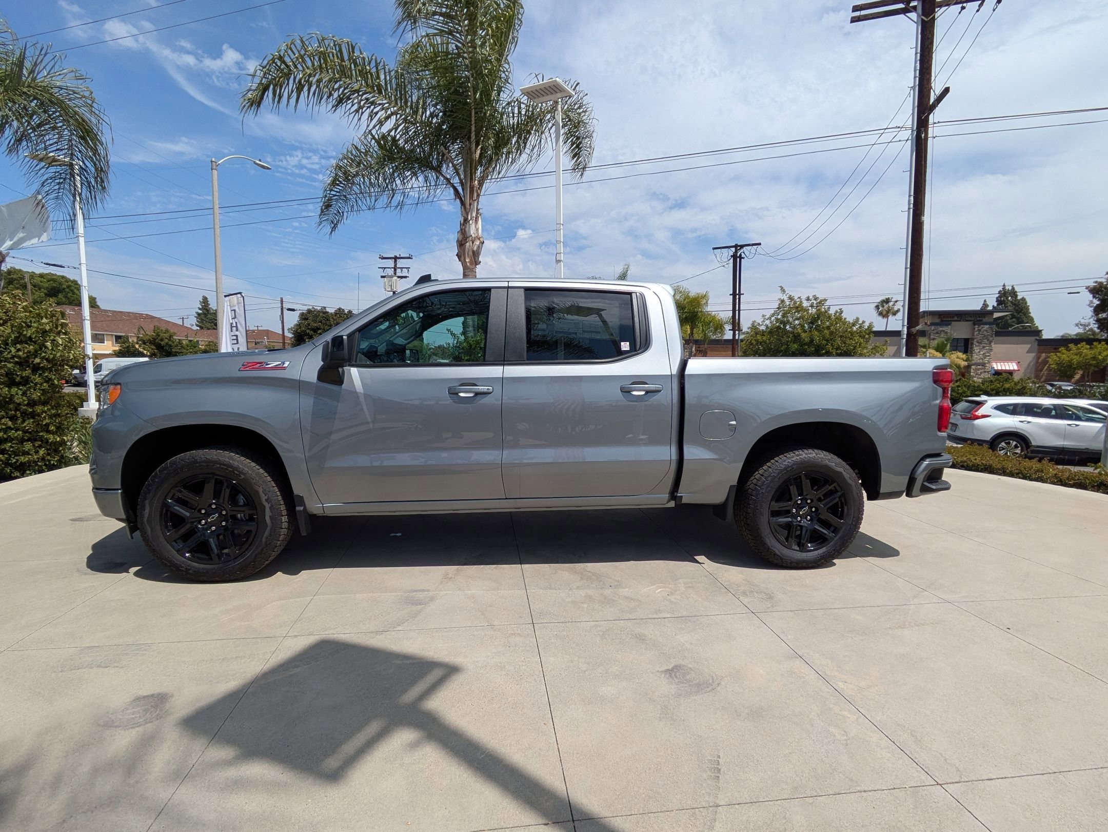 2025 Chevrolet Silverado RST photo 2