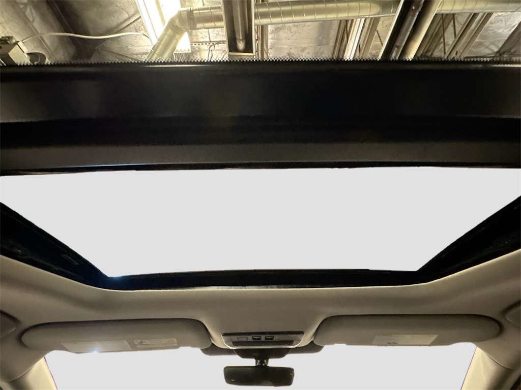 2025 Nissan Pathfinder Platinum photo 15