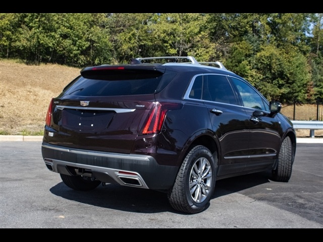 2021 Cadillac XT5 Premium Luxury photo 3