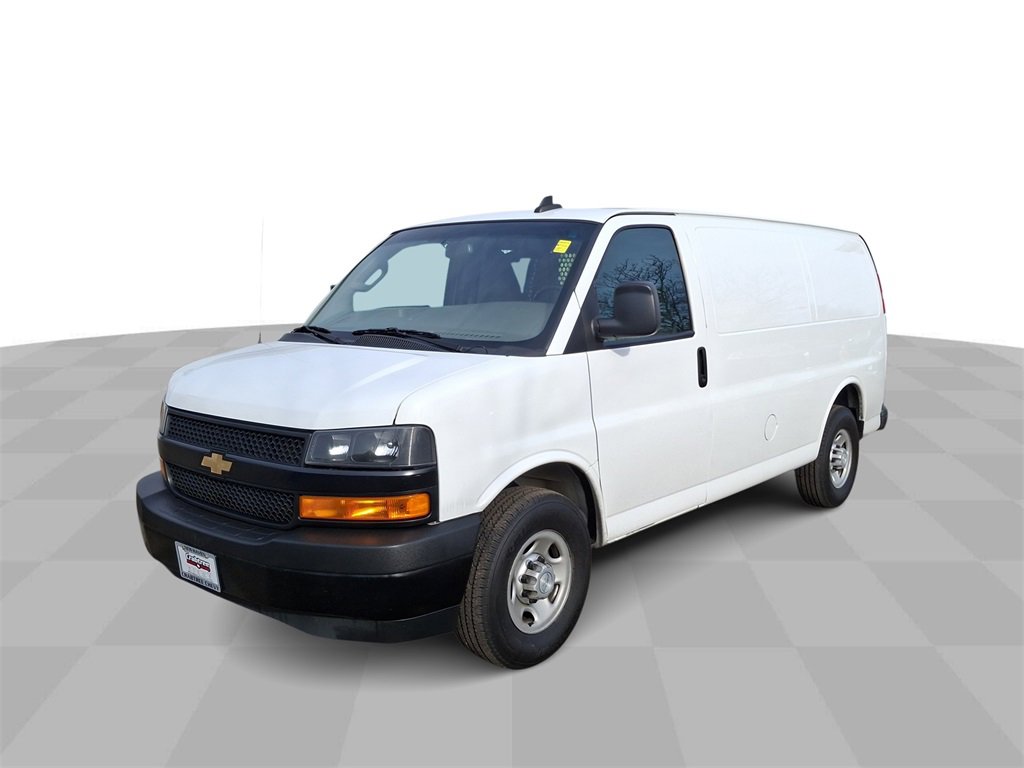 2020 Chevrolet Express Cargo Work Van's photo