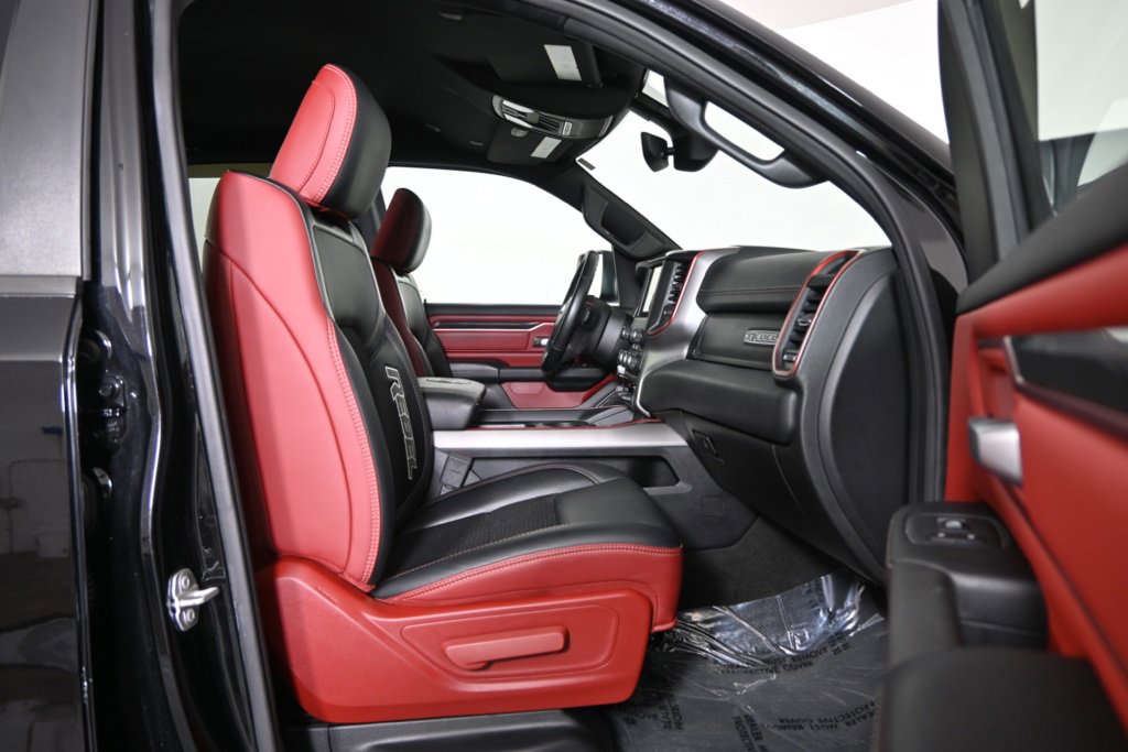 2020 Ram 1500 Rebel photo 14