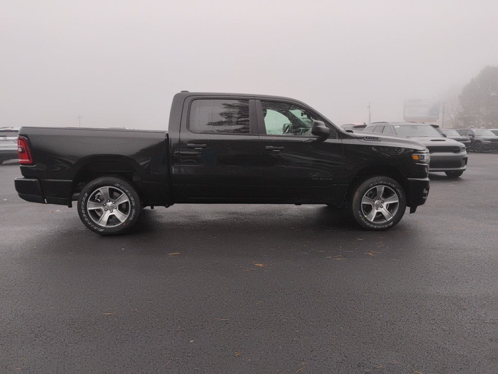 2026 Ram 1500 Express photo 2