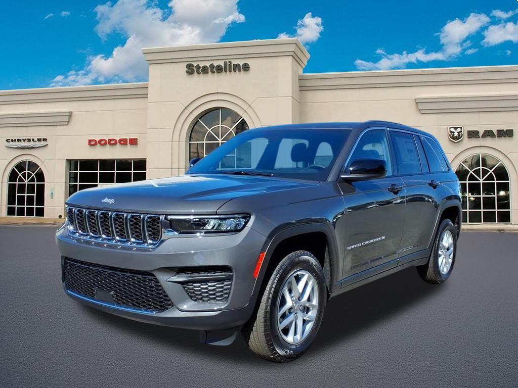 2025 Jeep Grand Cherokee Laredo's photo