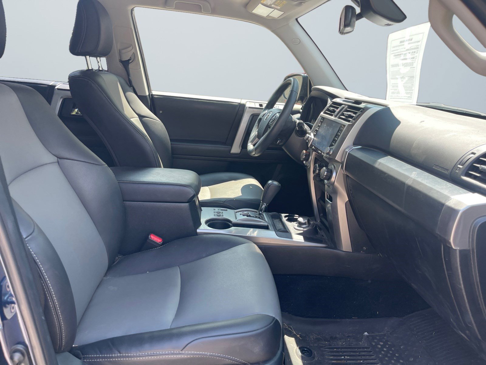2022 Toyota 4Runner SR5 Premium photo 16